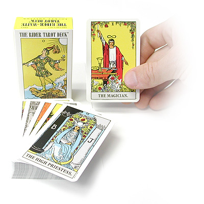 pocketsizedtarot_seige.jpg