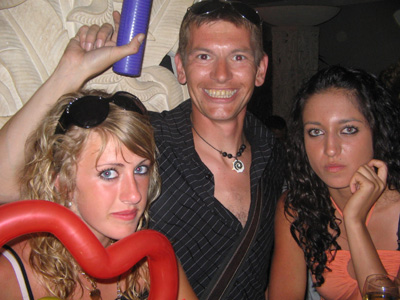Hyeres Random Girls.jpg